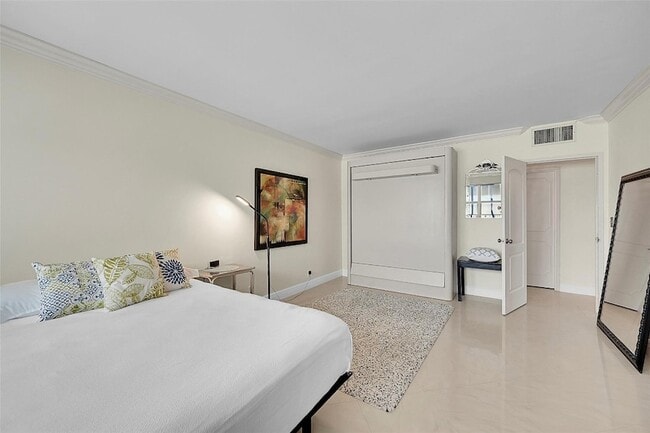 Building Photo - 111 N Pompano Beach Blvd