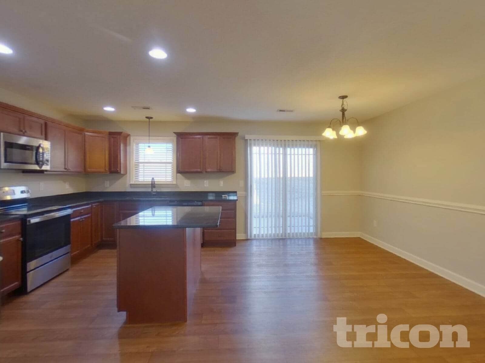 Building Photo - 613 Slippery Moss Dr