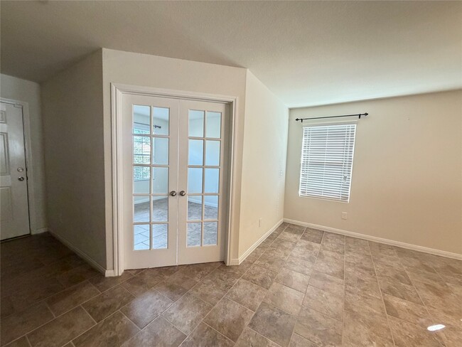 Building Photo - 2538 Bedrock Ln