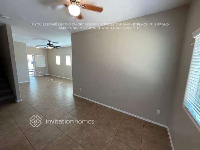 Building Photo - 10225 W Camelback Rd