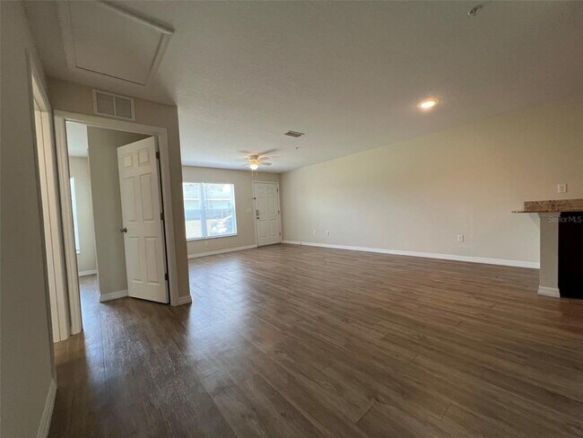 Building Photo - 28 Banyan Course