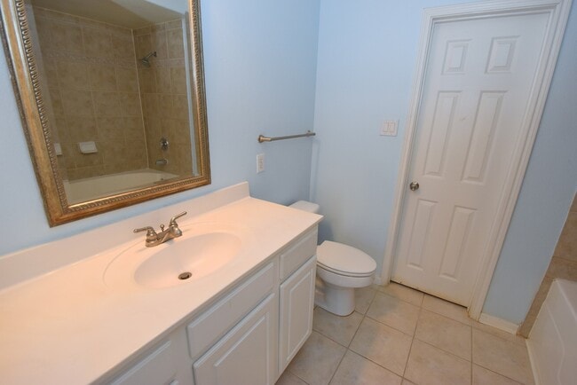 Building Photo - 12707 Boheme Dr