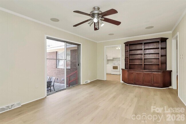 Building Photo - 6635 Olde Savannah Rd