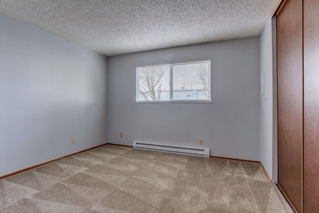 Building Photo - Affordable 1-Bedroom Living — Great Space, Great Price! * Move-In Special: 1st Month FREE!