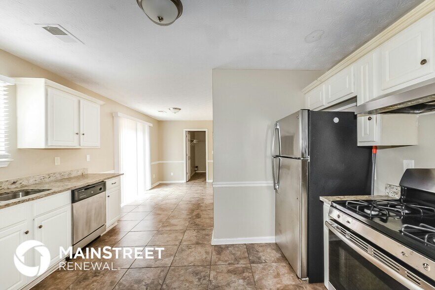 Building Photo - 315 Lacebark Ln