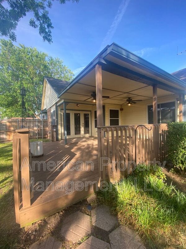 Building Photo - 4729 S Ironwood Ave