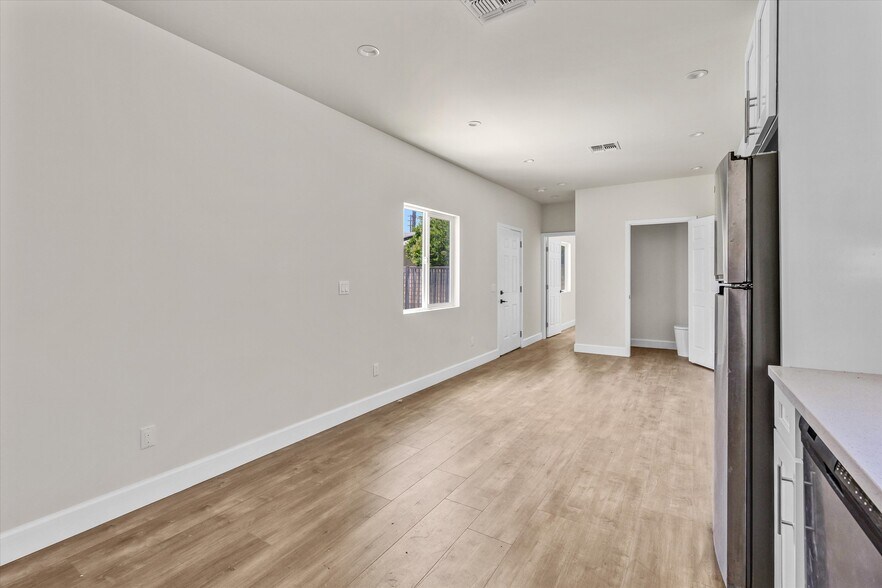 Building Photo - 6338 Wilbur Ave