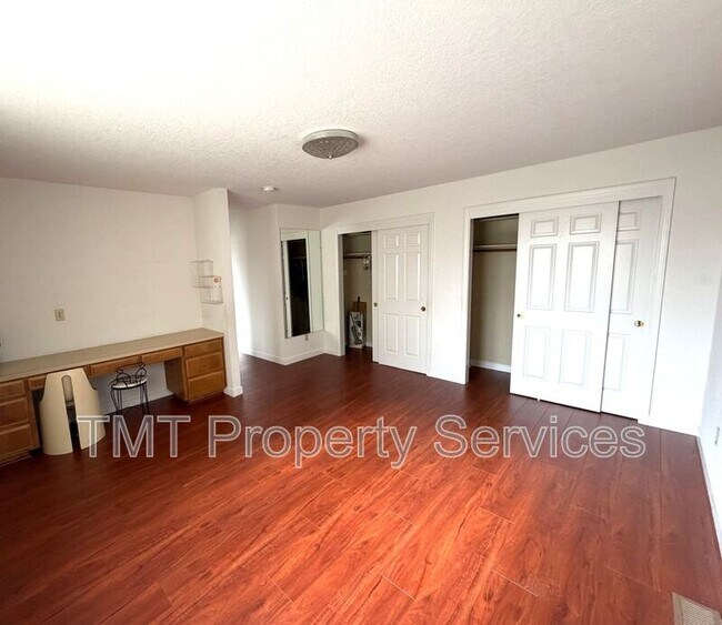 Building Photo - 2 Polvadera Ct