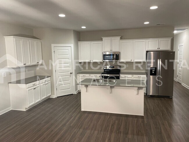 Building Photo - Home for Rent in Oak Grove, AL!!!
