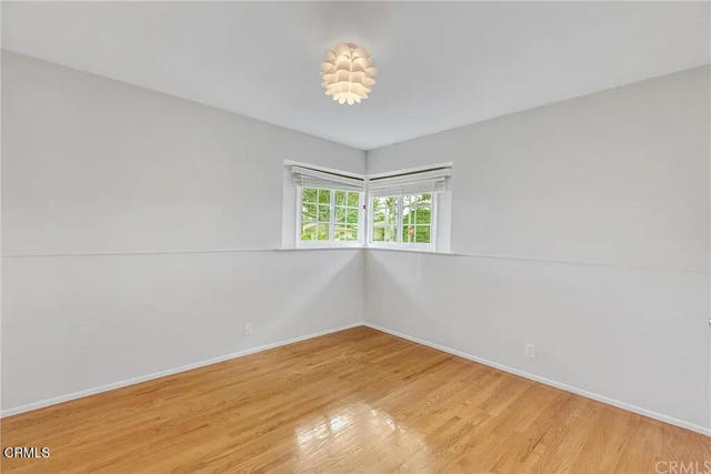 Building Photo - 303 E Las Flores Ave