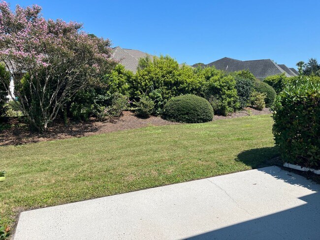 Building Photo - 1005 E Shearwater Ln