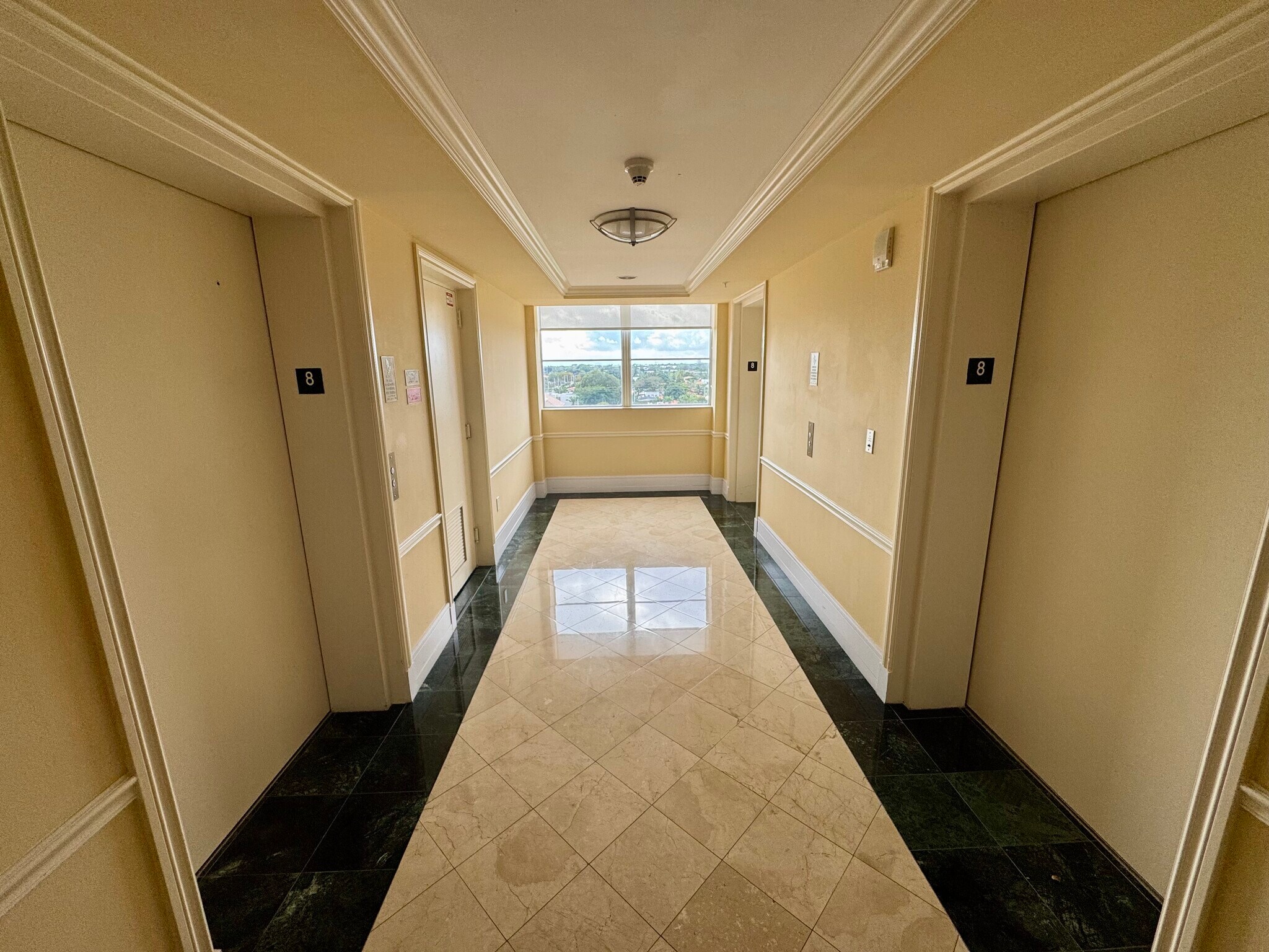 Building Photo - 3232 Coral Way