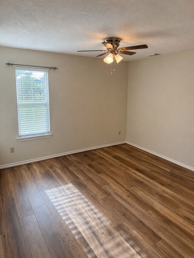 Building Photo - 17787 CR 330