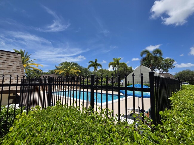 Building Photo - 9460 SW 61st Way