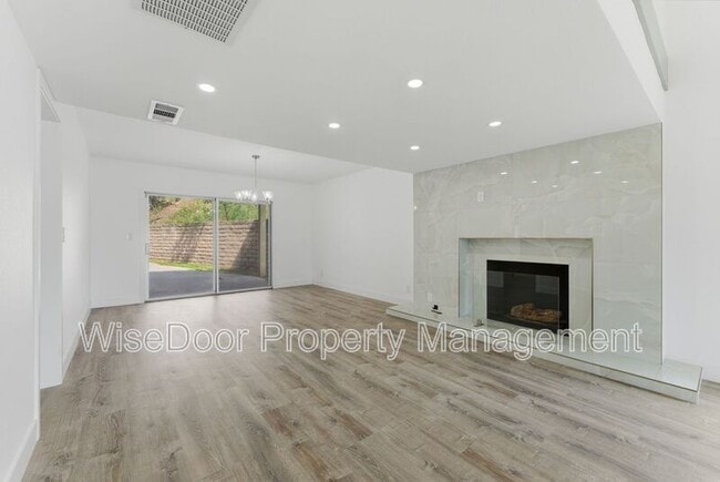 Building Photo - 1500 Aldea Dr