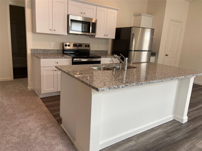 Building Photo - 6186 Emperor Pnes Trl