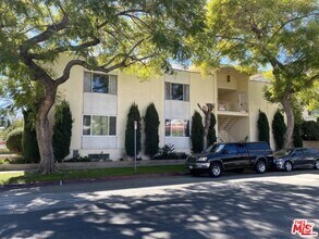 Building Photo - 8704 Gregory Way