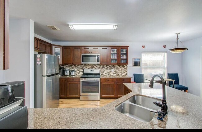 Building Photo - 18135 Flower Grove Ct