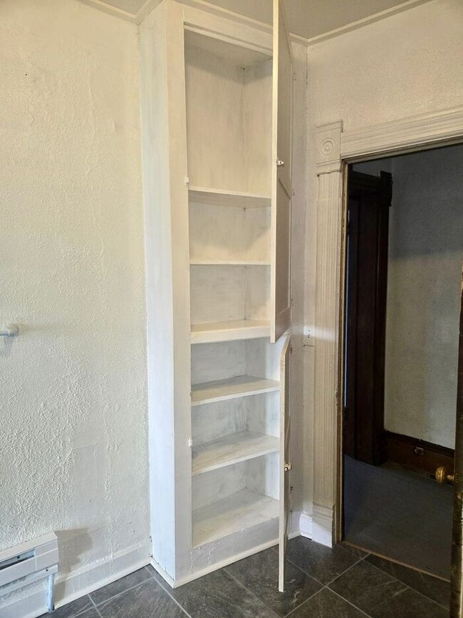 Building Photo - 2 bedroom unit in Niles