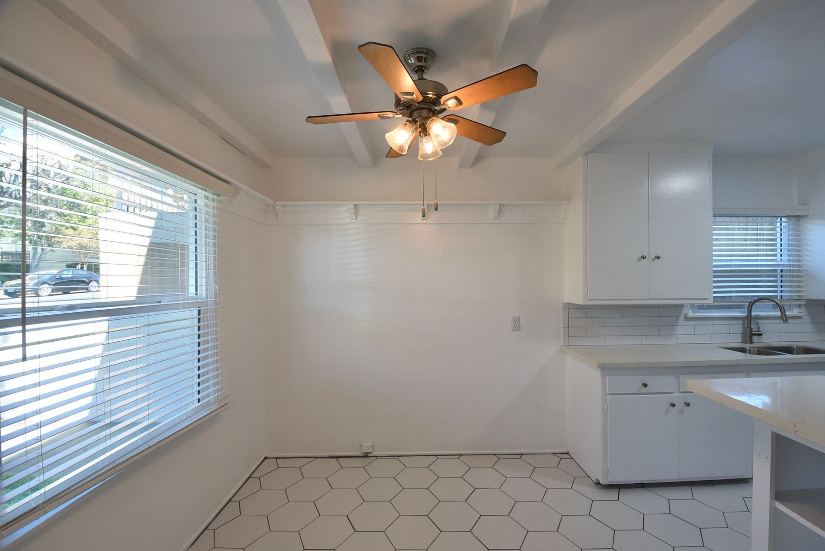 Building Photo - 5220 Radford Ave