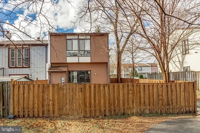 Building Photo - 7301 Larrup Ct