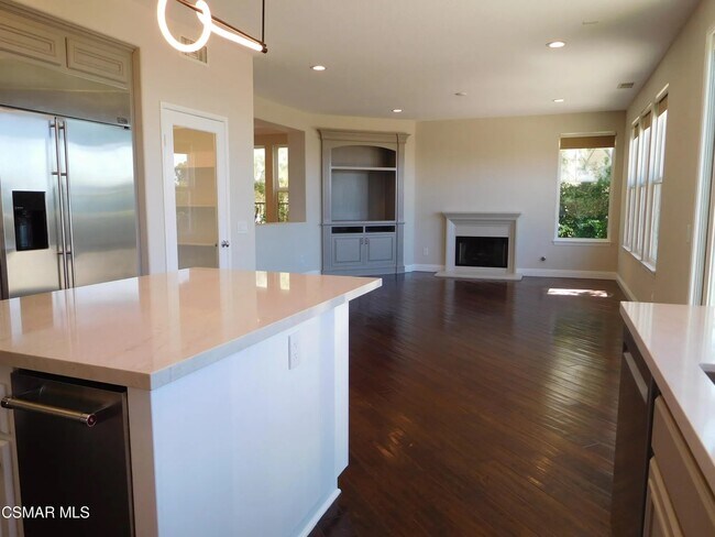 Building Photo - 20800 Sardinia Way