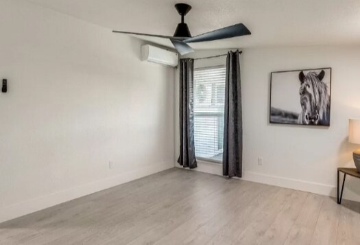 Building Photo - 2627 Douglas Ave