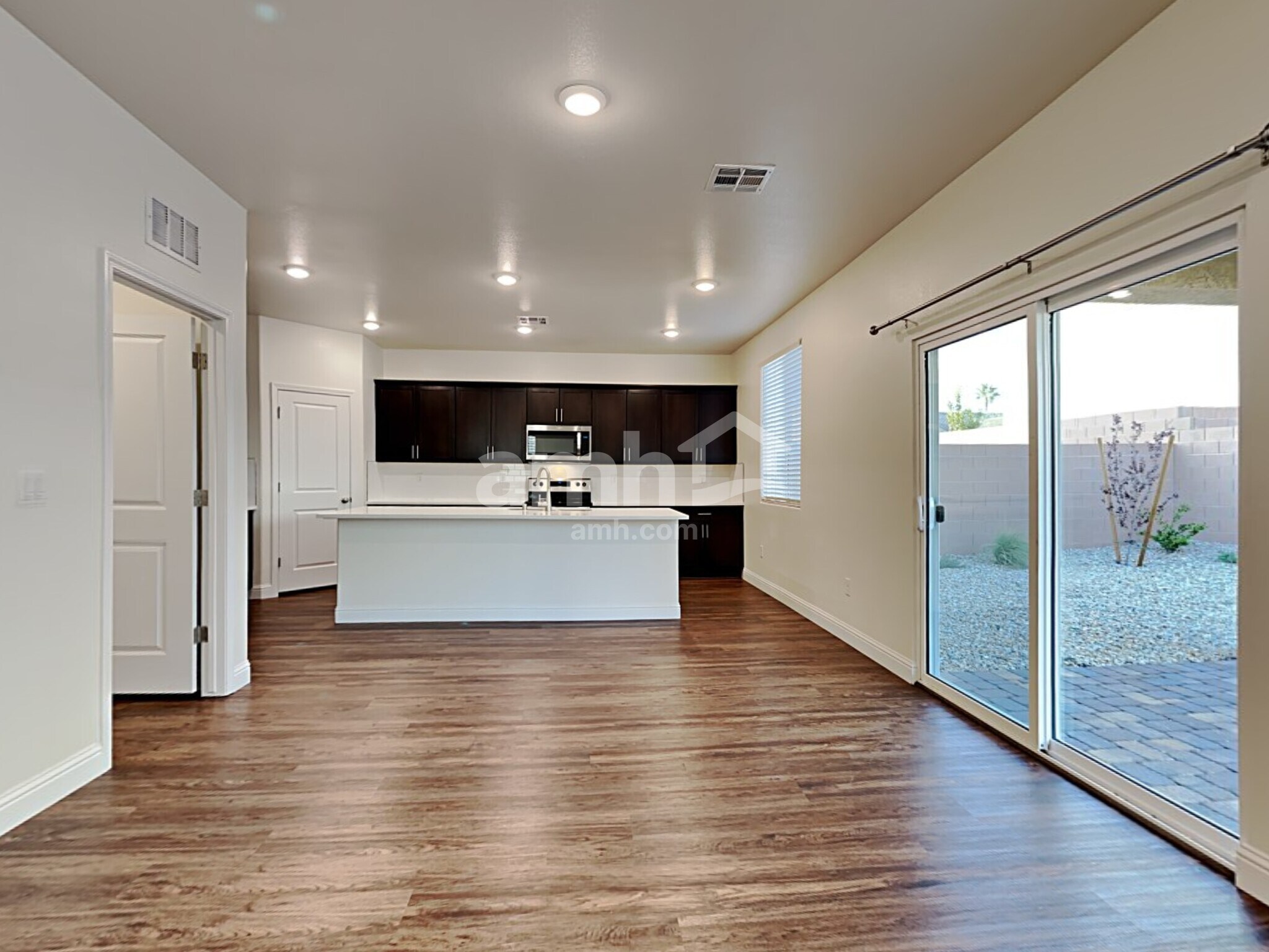 Building Photo - 724 Terrain Star Ave