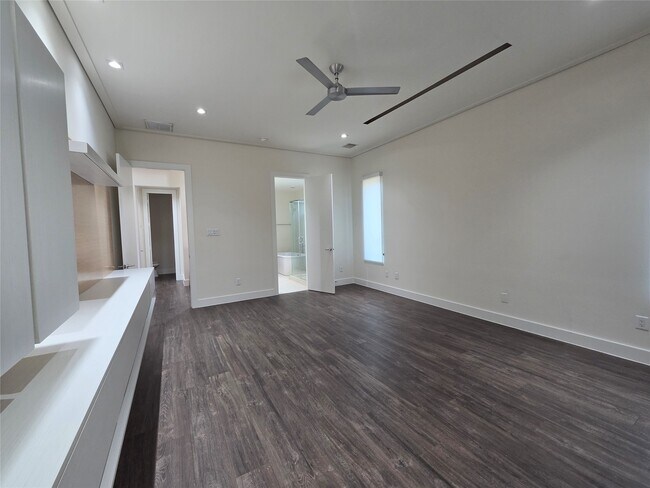 Building Photo - 5403 Tocayo Pl