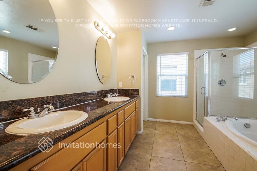 Building Photo - 3611 Scribner Ln