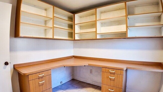 Building Photo - 61 Thomas St