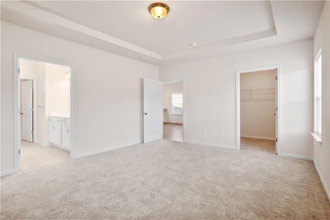 Building Photo - 127 Marion Dr