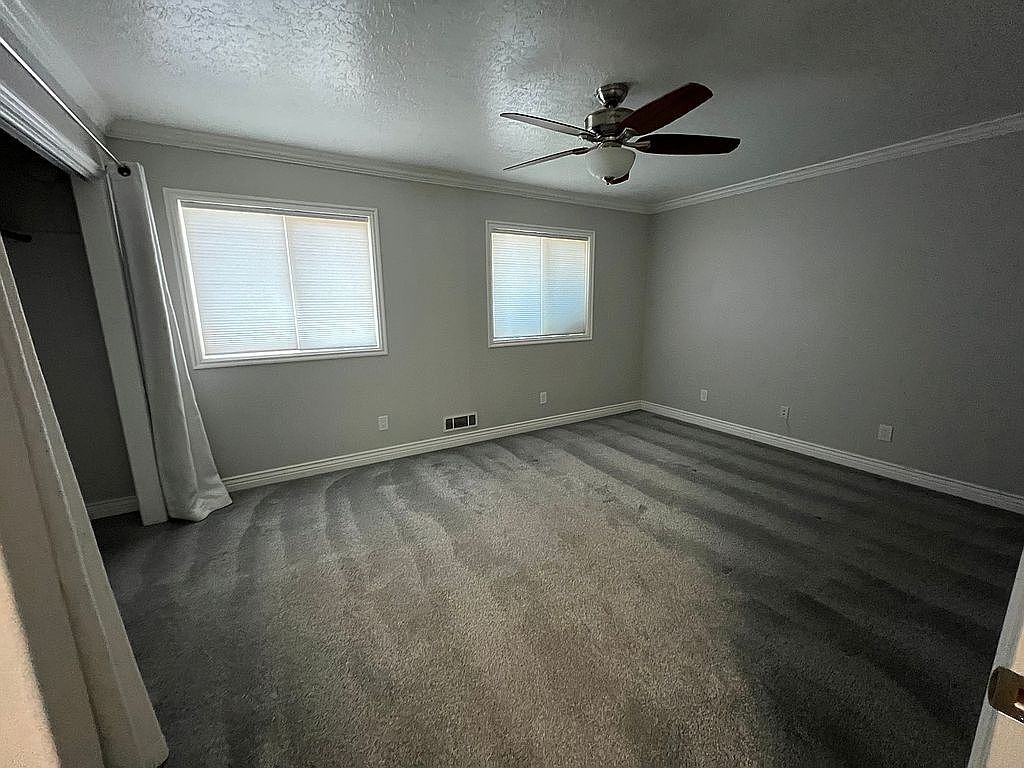 Building Photo - 403 Evans Dr