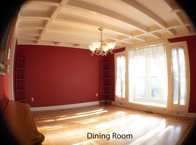 Building Photo - 5 Albany Ave