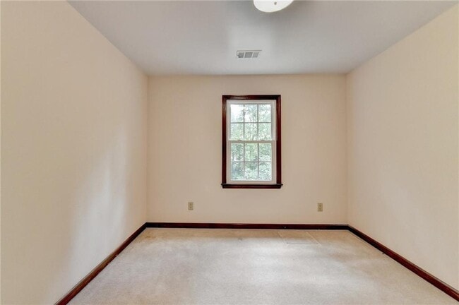 Building Photo - 478 Guilford Cir