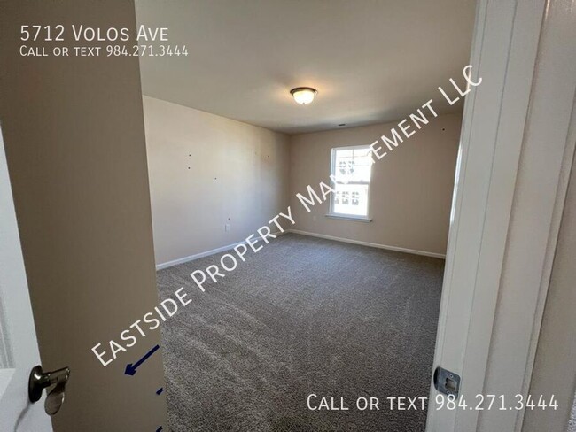 Building Photo - 5712 Volos Ave