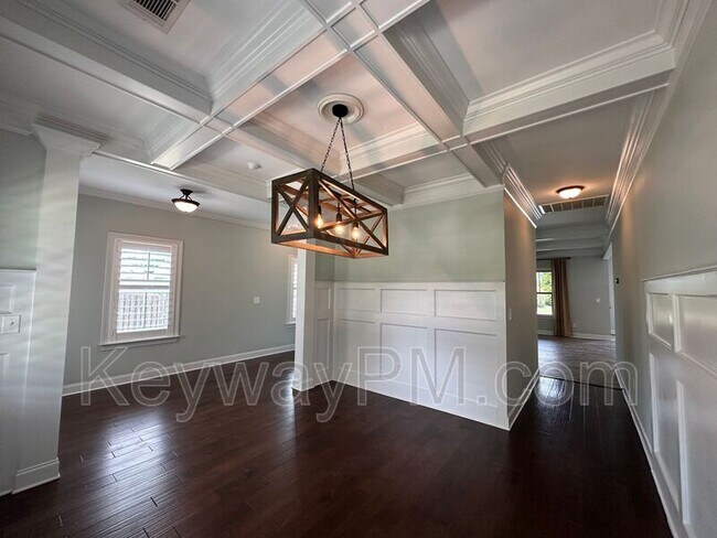 Building Photo - 1731 Edenburg Way