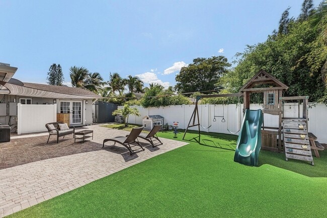 Building Photo - 517 Ibis Dr