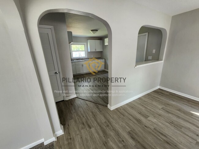 Building Photo - Newly Renovated, 3 Bedroom, 1 Bathroom Hom...