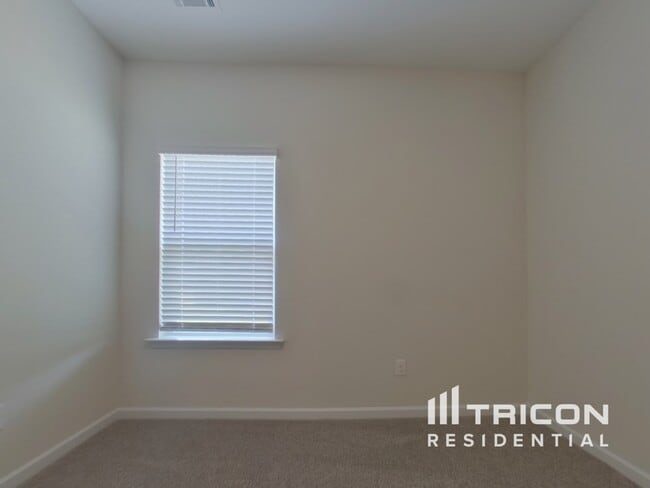 Building Photo - 3363 Arabian Farm Ln