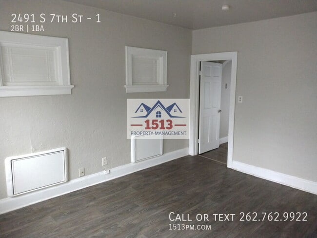 Building Photo - 2491 S 7th St