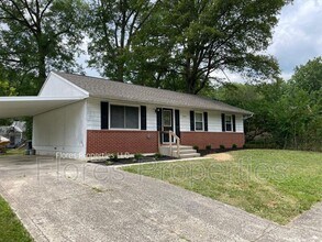 Building Photo - 2561 Milverton Way