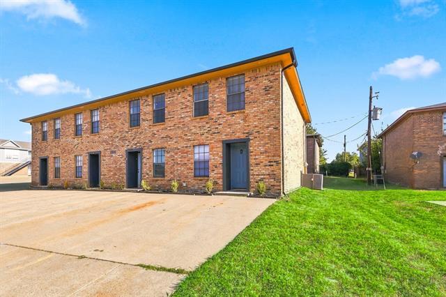 Building Photo - 8108 Foxfire Ln