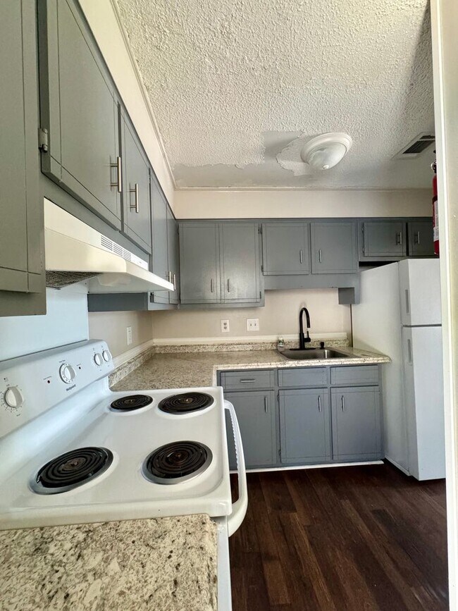 Building Photo - Cozy Living in a Quiet Augusta Community
