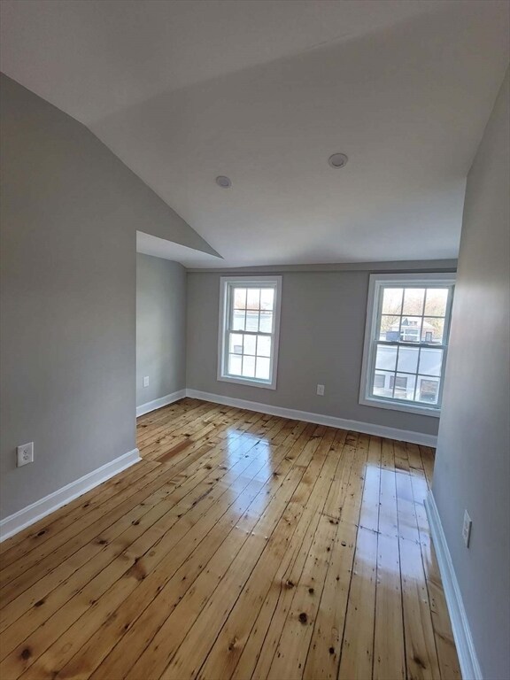 Building Photo - 400 Concord St