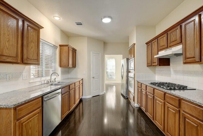 Building Photo - 6512 Walebridge Ln