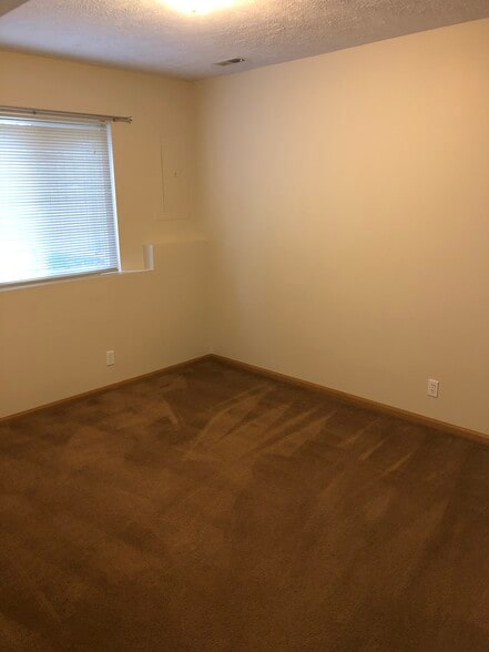 bedroom 4 lower level ~ 10' X 12' X - 5830 Princess Margaret Dr