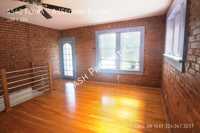 Building Photo - 4542 Flora-A (Second Floor)