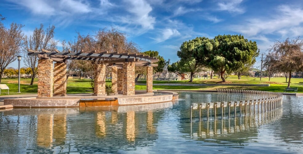 emerald glen park - 4431 Bangor Ct