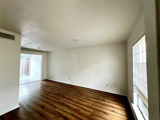 Building Photo - 3008 Brockbank Ct